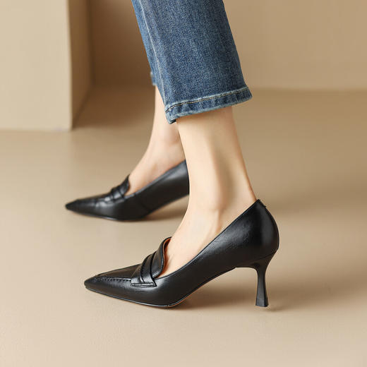 【预售5天】英伦风复古擦色尖头小皮鞋深口法式通勤真皮高跟鞋女DB&M5566 商品图4