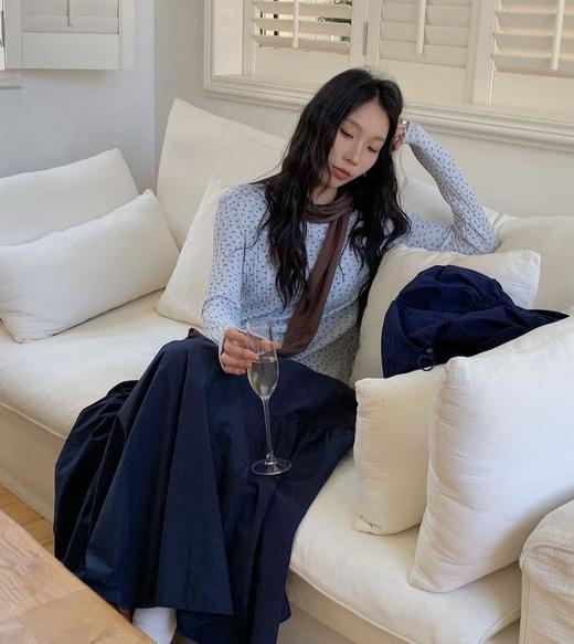 老米优品🎈3-5天！秋日细碎的温柔《文艺小碎花肌理感tee》设计与面料的双优，秋季衣橱的必备单品~ T250915C 商品图11