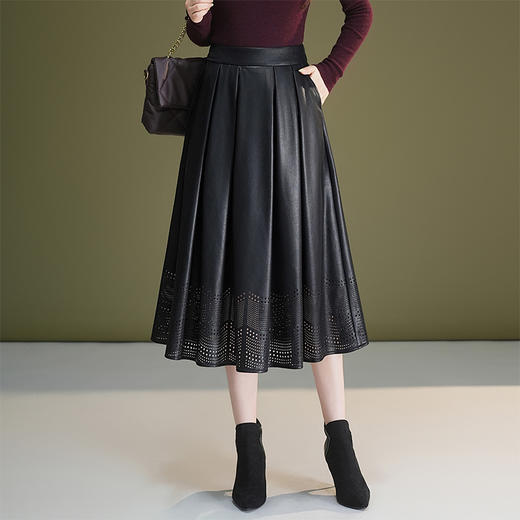 QYM 765-Y松紧高PU皮裙时尚气质优雅半身裙水洗皮大摆裙 商品图1