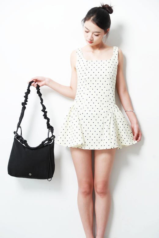 压褶大肠包包，哇这个好特别。瑜伽健身多功能大容量背包C091568 商品图13