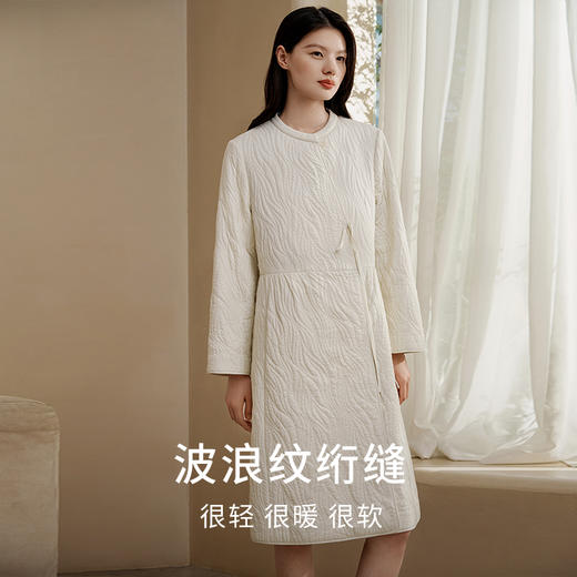 金三塔桑蚕丝丝绵睡袍女100%桑蚕丝填充新中式波浪纹保暖棉袍棉袄  YSFFD103 商品图1