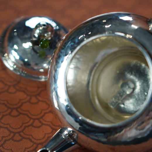 溯芳斋翡翠翘纽银壶 约100g左右 商品图3