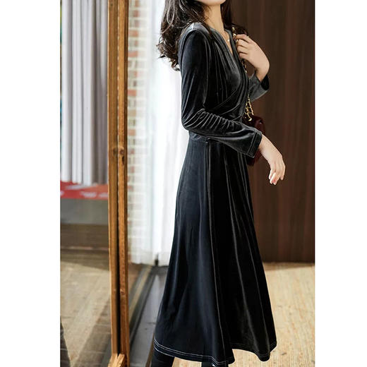 丁摩 黑色金丝绒连衣裙女春秋冬法式收腰高端时尚气质长袖打底裙5ZF-0819 商品图2