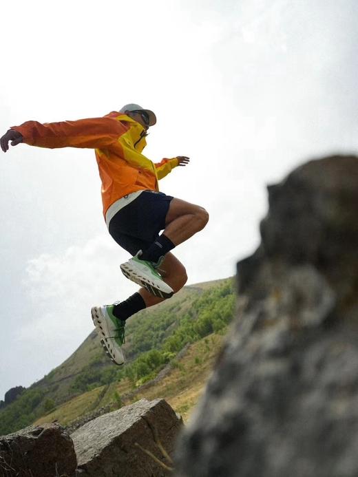 On 昂&跑 x LOE&WE联名款运动鞋(款式一) 商品图2