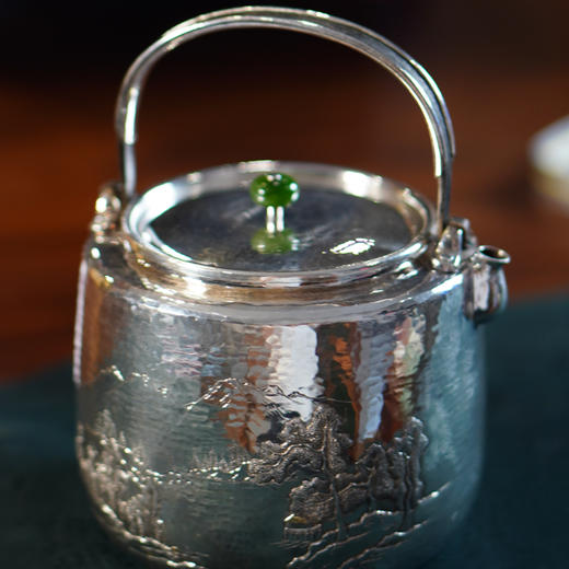 杨兴录1L高筒锤纹提梁银壶 约577g左右 商品图1