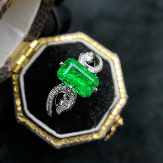 1.62ct刻面祖母绿戒指 商品图1