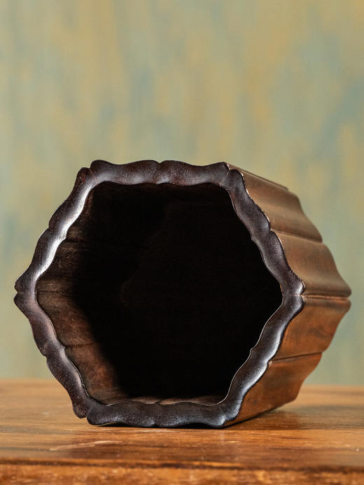 清	红木六角瓜棱笔筒 商品图3