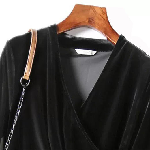 丁摩 黑色金丝绒连衣裙女春秋冬法式收腰高端时尚气质长袖打底裙5ZF-0819 商品图3