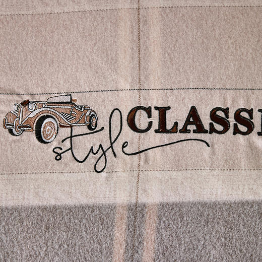 多喜爱 全棉磨毛床上用品四件套 米兰印象/青颜诗韵hl 【新疆棉磨毛】【柔暖触肤】【精美礼盒】【丝绒织带】温暖舒适 手感细腻 商品图3