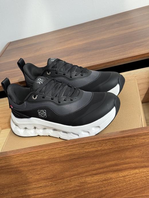 On 昂&跑 x LOE&WE联名款运动鞋(款式一) 商品图5