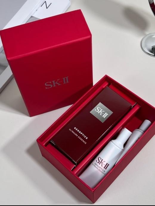 【国庆中秋限时活动】【保税仓直发·全球购】SK-II 小灯泡 光蕴臻采焕亮精华礼盒（新版小灯泡50ml＋小灯泡精华10ml*3）配礼袋 商品图3
