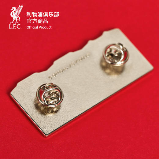 【官网同款】利物浦俱乐部 | 25-26赛季球衣徽章球迷配饰胸针 商品图2