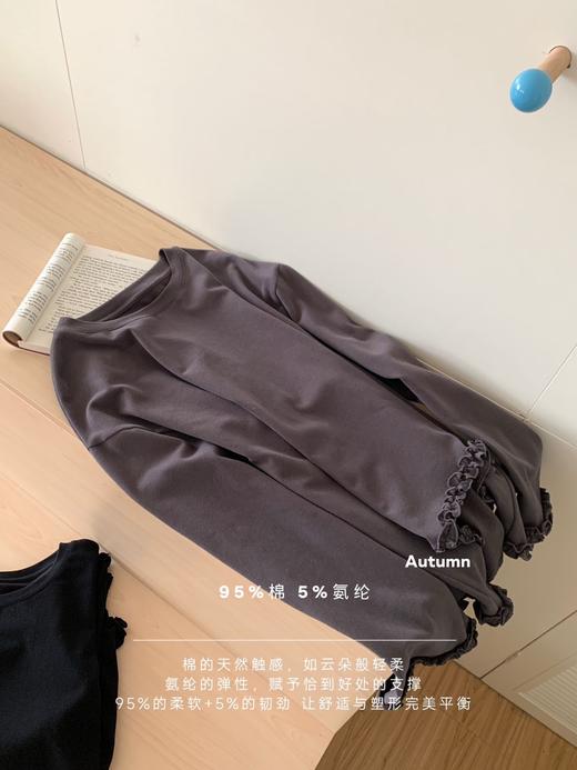 老米优品🎈3-5天！《文艺随心不规则下摆秋日tee 》95%棉+5%氨纶。寻常日子里，需要这份 “小独特”把艺术家的随性缝进衣摆 T250915B 商品图5