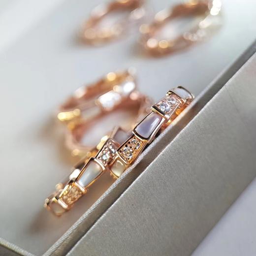 Sperpenti Viper 系列蛇骨戒指光面半密镶鳞片蛇骨戒指（XK） 商品图1