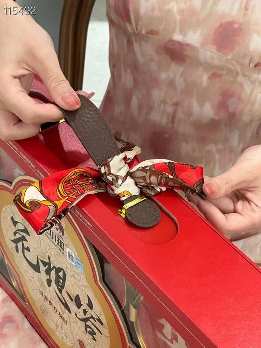 王小珥花想容礼盒 商品图3