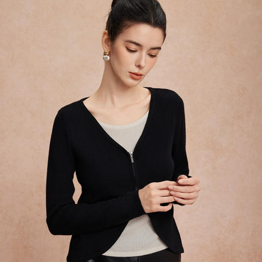 QG63025新款假两件上衣含羊毛撞色内搭拉链外套百搭时尚减龄针织衫 商品图9