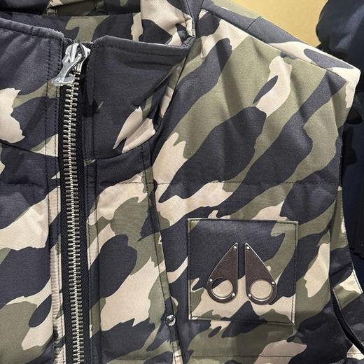 M**SE KN*CKLES 男士秋冬保暖迷彩金属标拉链立领羽绒马甲 商品图3