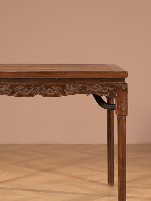 清	红木螭龙纹展腿方桌 商品图2