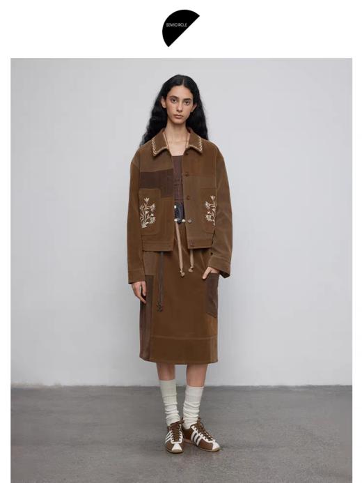 半圆/Q5231842/短款宽松休闲撞色绣花外套 商品图1