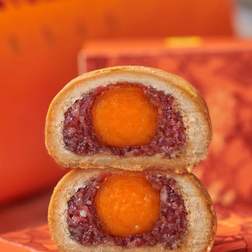 【2025年中秋月饼礼盒】香甜酥软 手工制作 4种风味 火腿蛋黄2枚+火腿黑松露2枚+火腿荞麦2枚+玫瑰鲜花饼2枚 50g/枚 共400g 商品图4