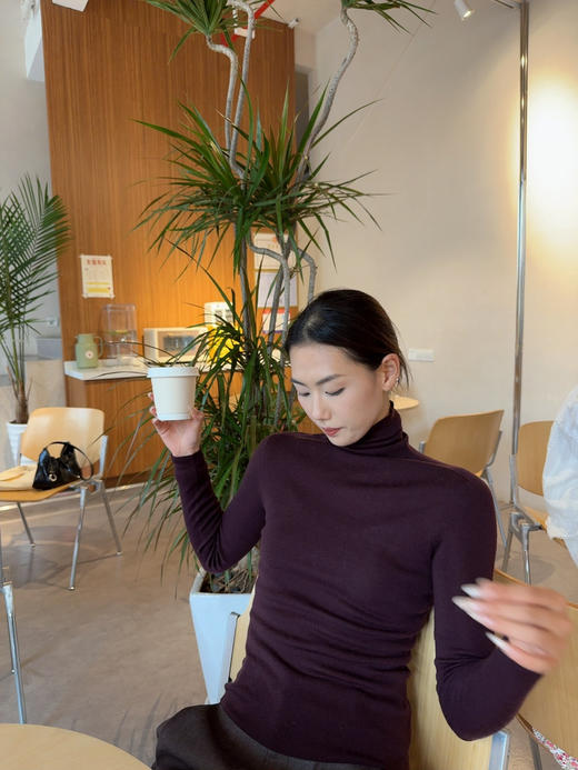 【慵懒堆堆领】噢蜜ooomeooo气质可机洗羊毛🦙高领打底衫 商品图2