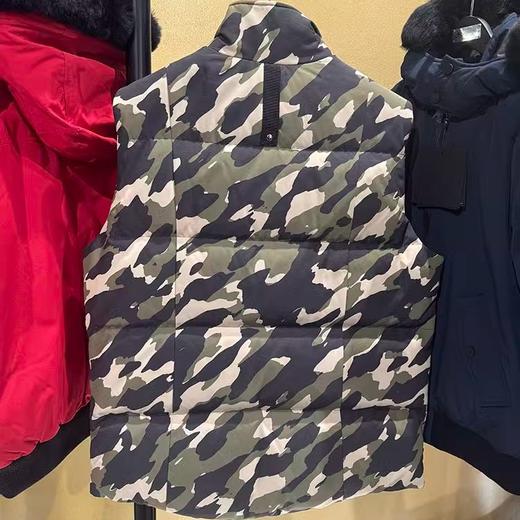 M**SE KN*CKLES 男士秋冬保暖迷彩金属标拉链立领羽绒马甲 商品图1