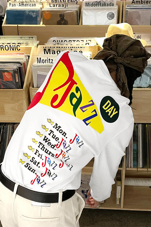 CryingCenterJazzDay每天都要jazz宽松chill空气感印花长袖 商品图5