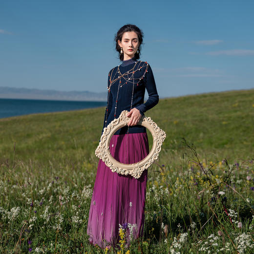 【林栖设计小店】（现货）花边领毛织上衣复古修身打底百搭保暖2025秋冬新品毛衣女1932454-藏青色米白色1961288 商品图2