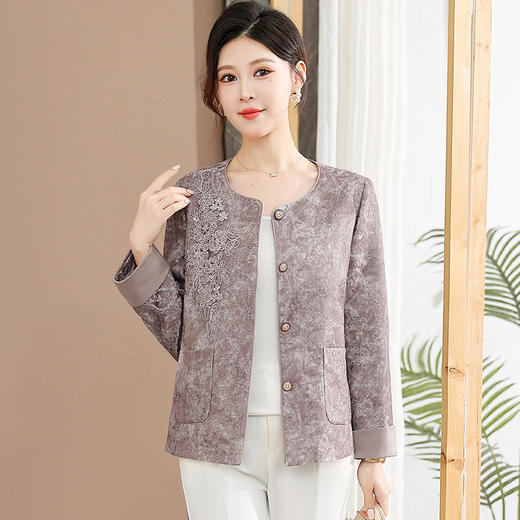 QYM CS25C42-Y时尚短款刺绣订珠印花休闲外套宽松单排扣上衣 商品图0