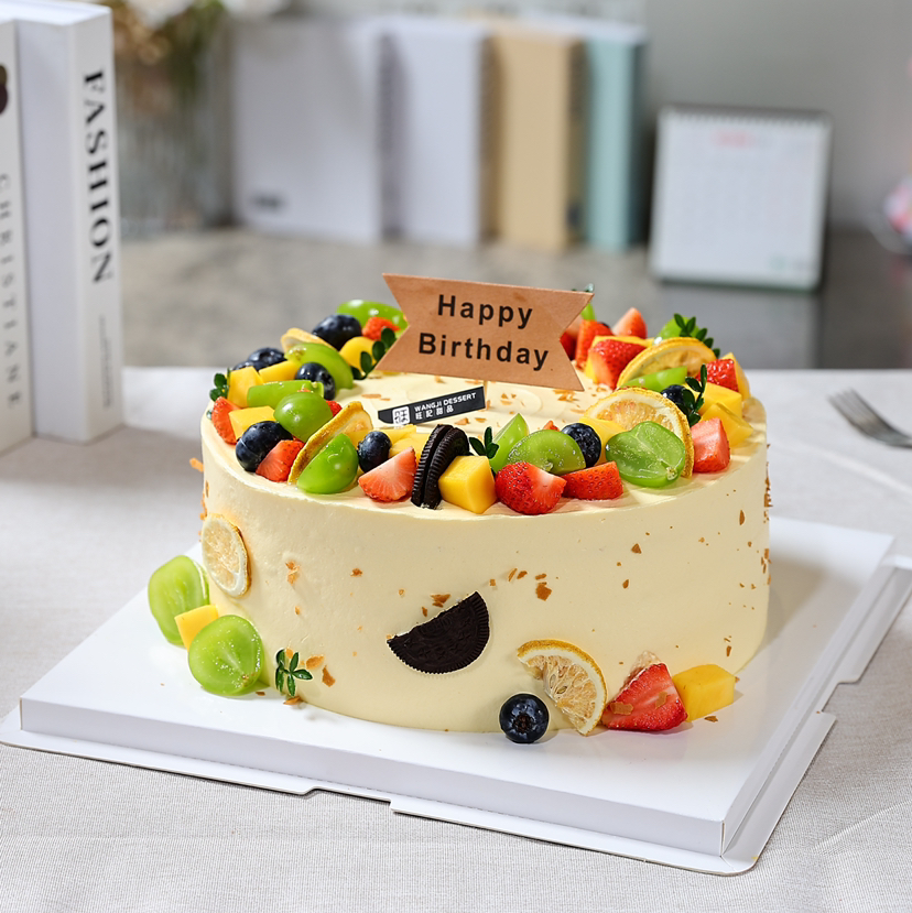 鲜果蛋糕，芒果与百利脆脆夹心