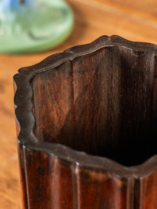 清	红木六角瓜棱笔筒 商品图2