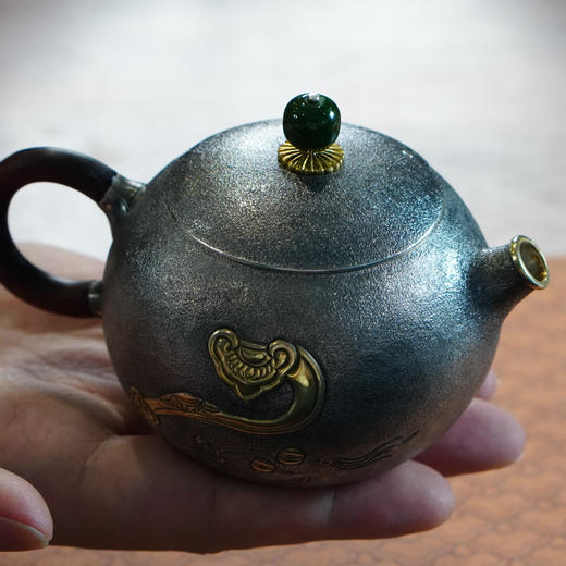 西施壶银壶 手工錾刻 如意 柿子纹 约120g左右 商品图4