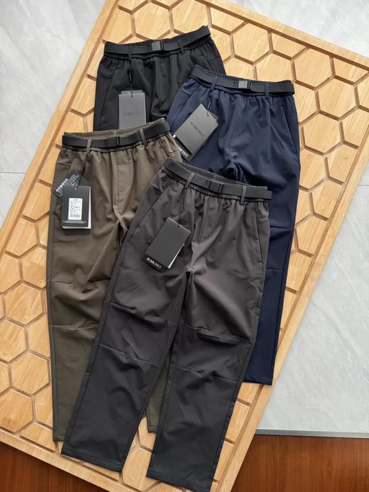 秋季新品，户外休闲运动长裤！抗皱性稳定性强，持久耐穿，不易变形，历久弥新！不用担心会紧绷，活动非常的自如不受拘束！ 商品图0