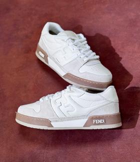 中性款Match 浮雕皮面低帮休闲鞋011