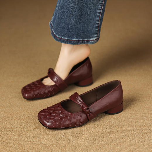 【预售5天】软羊皮编织低跟浅口单鞋女春秋新款百搭一字带玛丽珍女鞋ASN&2912 商品图2