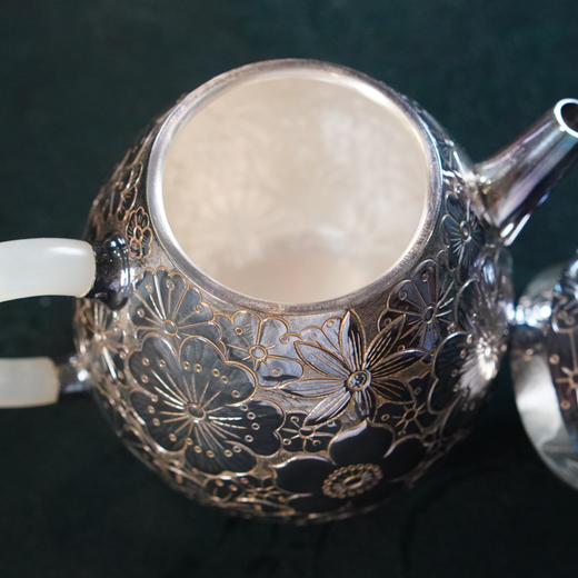 繁花似锦玉柄龙蛋银壶 约110g左右 商品图2
