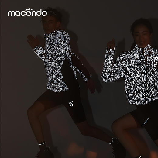 原创单品丨马孔多男女夜跑外套 白天时尚 夜跑有光 外层干爽 腋下开窗透气 内层有网 两侧拉链兜 男款专属面罩 商品图0