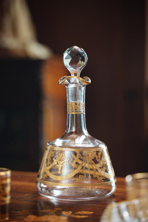 【已售】独角鹿西洋古董20世纪初法国著名水晶工坊圣路易出品24K描金修饰Congress花纹款精雕水晶酒具套件 商品图3