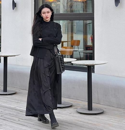 改良马面裙 经典版型 皎皎玉兰花 满目皆春意 上身腿长立马拉升10公分  打造无与伦比的垂坠高级感版型 商品图3