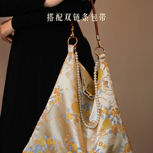 【故宫包袋】金枝玉兔锦缎单肩包大容量新款背包文创生日中秋节礼物 商品图3