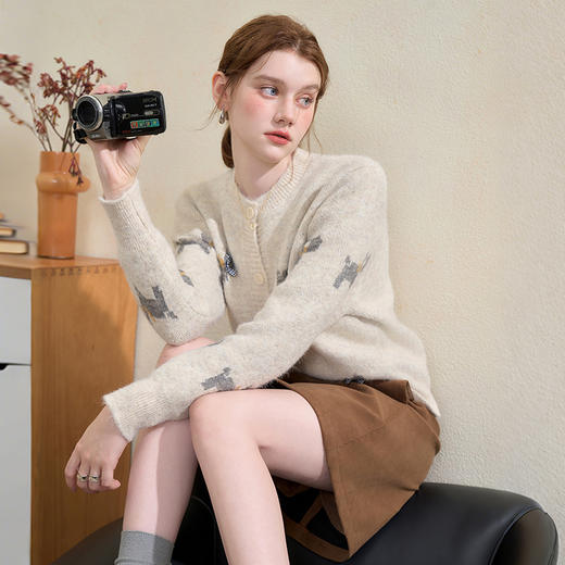 西遇韩系蝴蝶结小狗提花圆领针织衫女秋季新款百搭软糯毛衣H0055232 商品图4