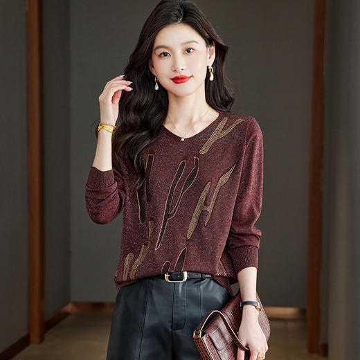M2747-158高级感V领毛衣女秋冬打底衫2025宽松休闲针织衫内搭别致烫钻上衣 商品图0