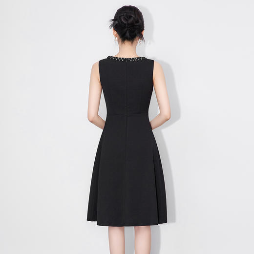 「高货wl」全新升级【铂金会员330/天猫439/差价109】(05453)洛诗琳法式赫本气质钉珠连衣裙2025秋季收腰显瘦A字裙女 商品图1