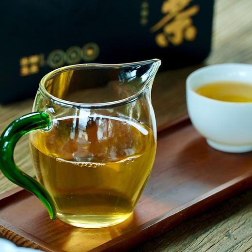 12.20日晚8点；最后5饼【猫王峰】纯粹小叶种  2025年易武头春猫王峰普洱茶小叶种古树生茶饼茶叶357g/饼 商品图3