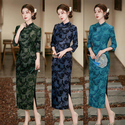 SKY 22801牛奶丝植绒长款七分袖旗袍复古国风 商品图0