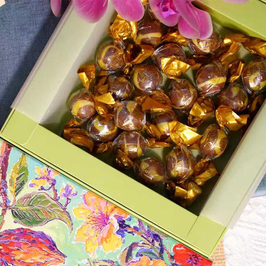 艾达的世界迪拜风味开心果酱巧克力礼盒280g/040886 三重口感层层惊喜 商品图3