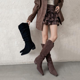 【预售7天】时尚棕色磨砂牛反皮长靴女秋冬款尖头中跟褶皱堆堆靴显瘦高筒骑士靴LD&7468