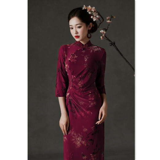 SYK209650 扎染植绒改良新中式长款七分袖旗袍2025初秋新款年轻女士日常可穿 商品图0