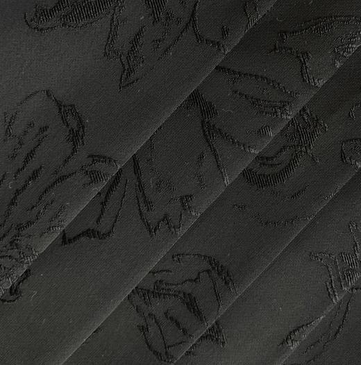 改良马面裙 经典版型 皎皎玉兰花 满目皆春意 上身腿长立马拉升10公分  打造无与伦比的垂坠高级感版型 商品图6