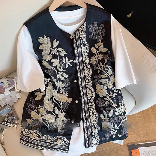 丁摩 新中式金丝刺绣醋酸缎面马甲女春秋国风高端气质坎肩背心5ZF-9153 商品图0